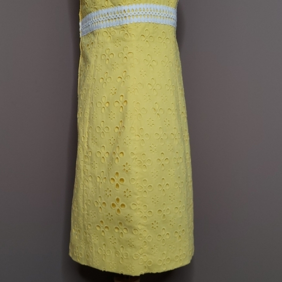 Lilly Pulitzer St Tropez Floral Cross Eyelet Dress - Picture 9 of 16